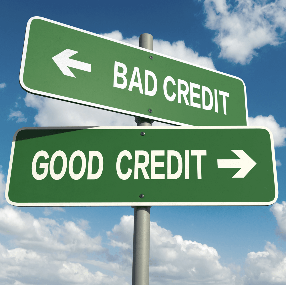 Bad credit vs good credit road sign